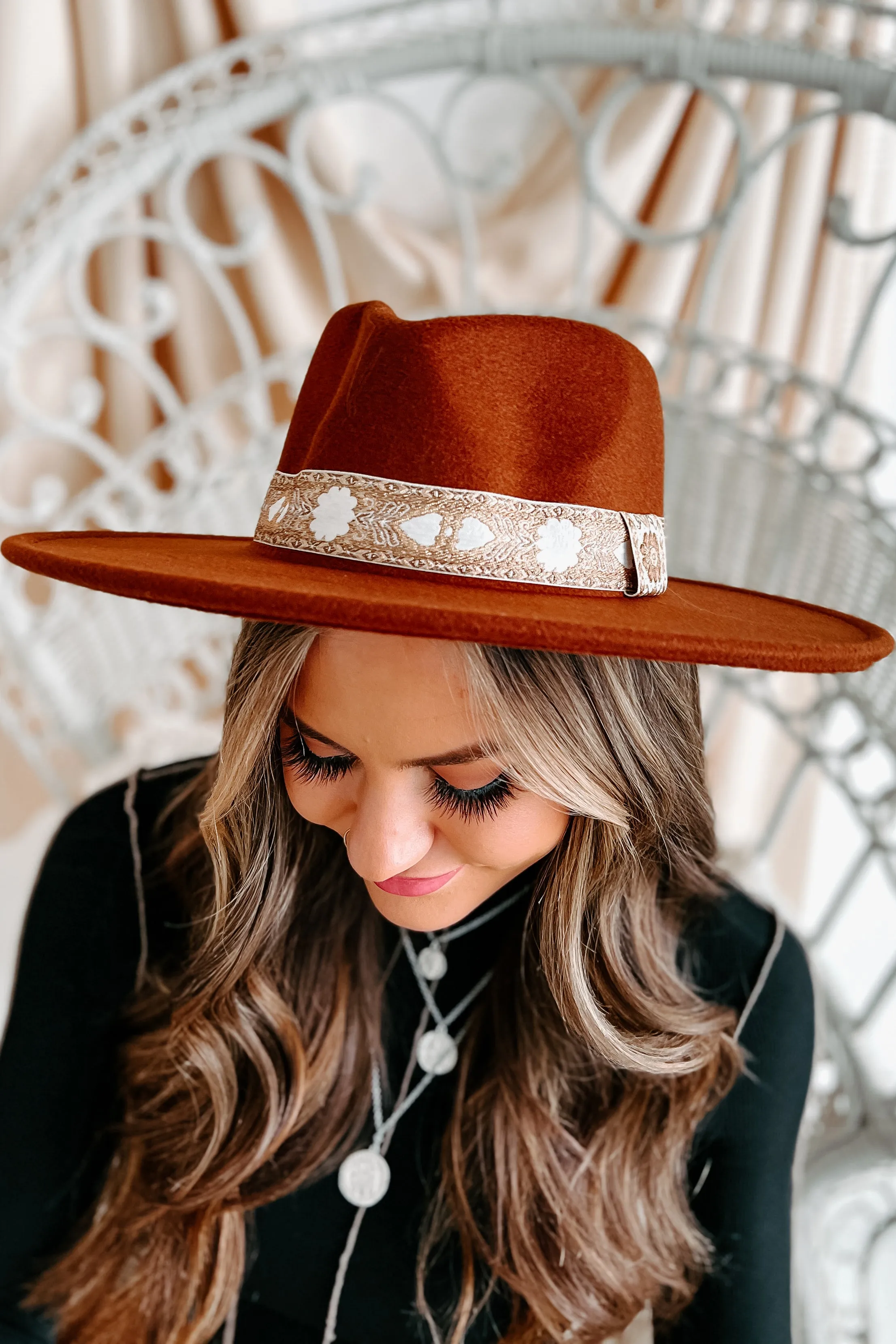 Acoustic Sunrise Embroidered Band Wide Brim Hat (Sienna Rust)