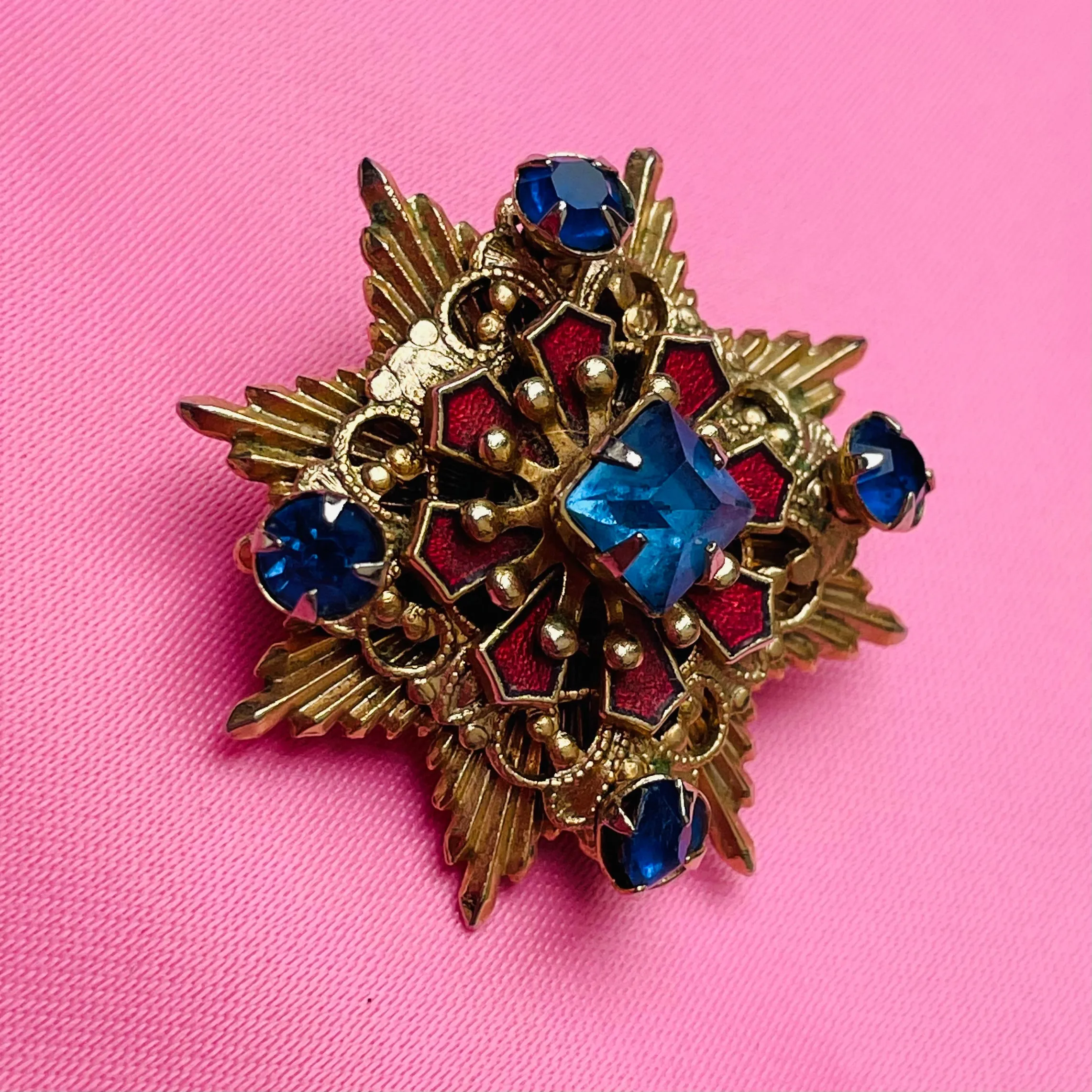 Antique Ornate Gold Tone Metal Colorful Bue Red Rhinestone Star Crest Brooch Pin