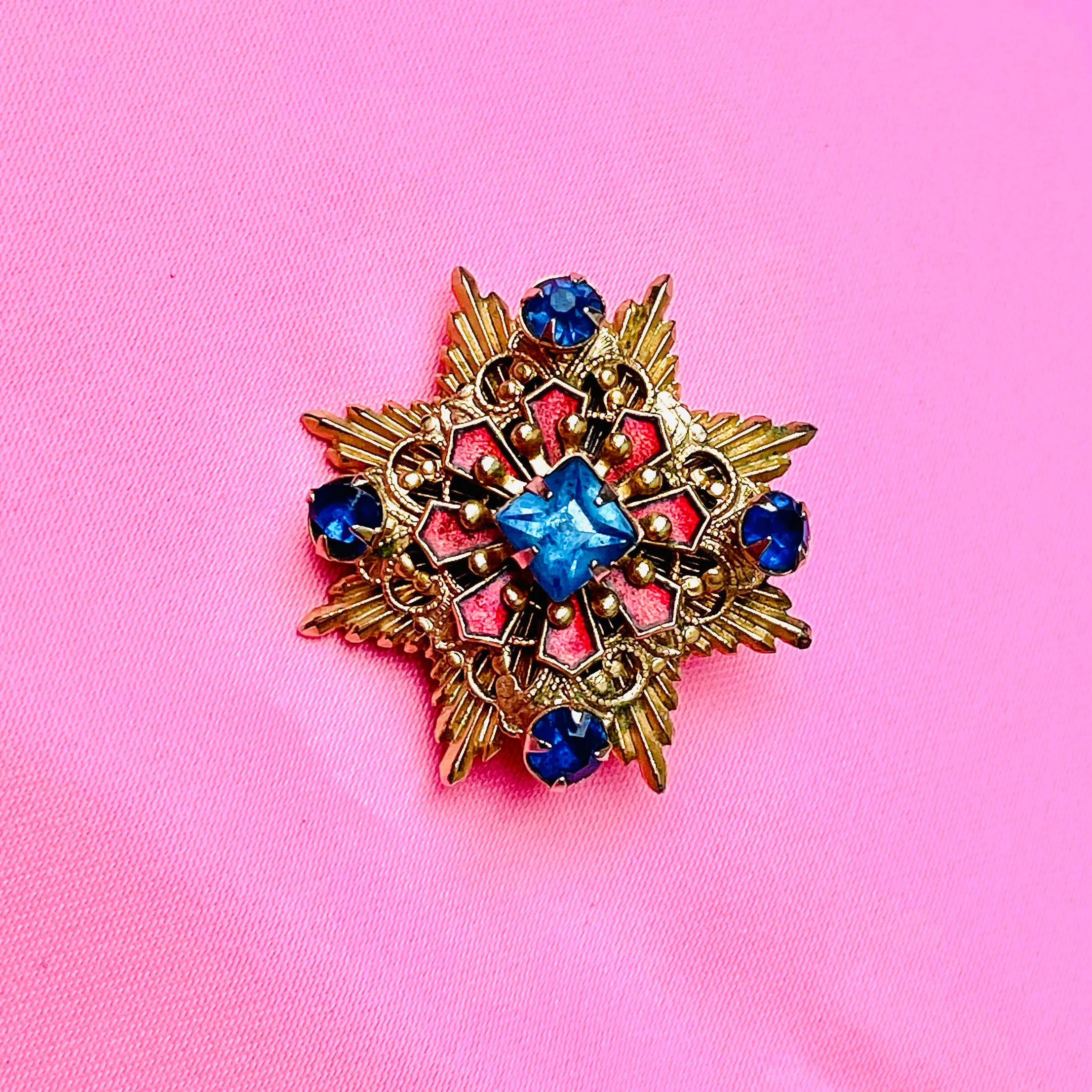 Antique Ornate Gold Tone Metal Colorful Bue Red Rhinestone Star Crest Brooch Pin