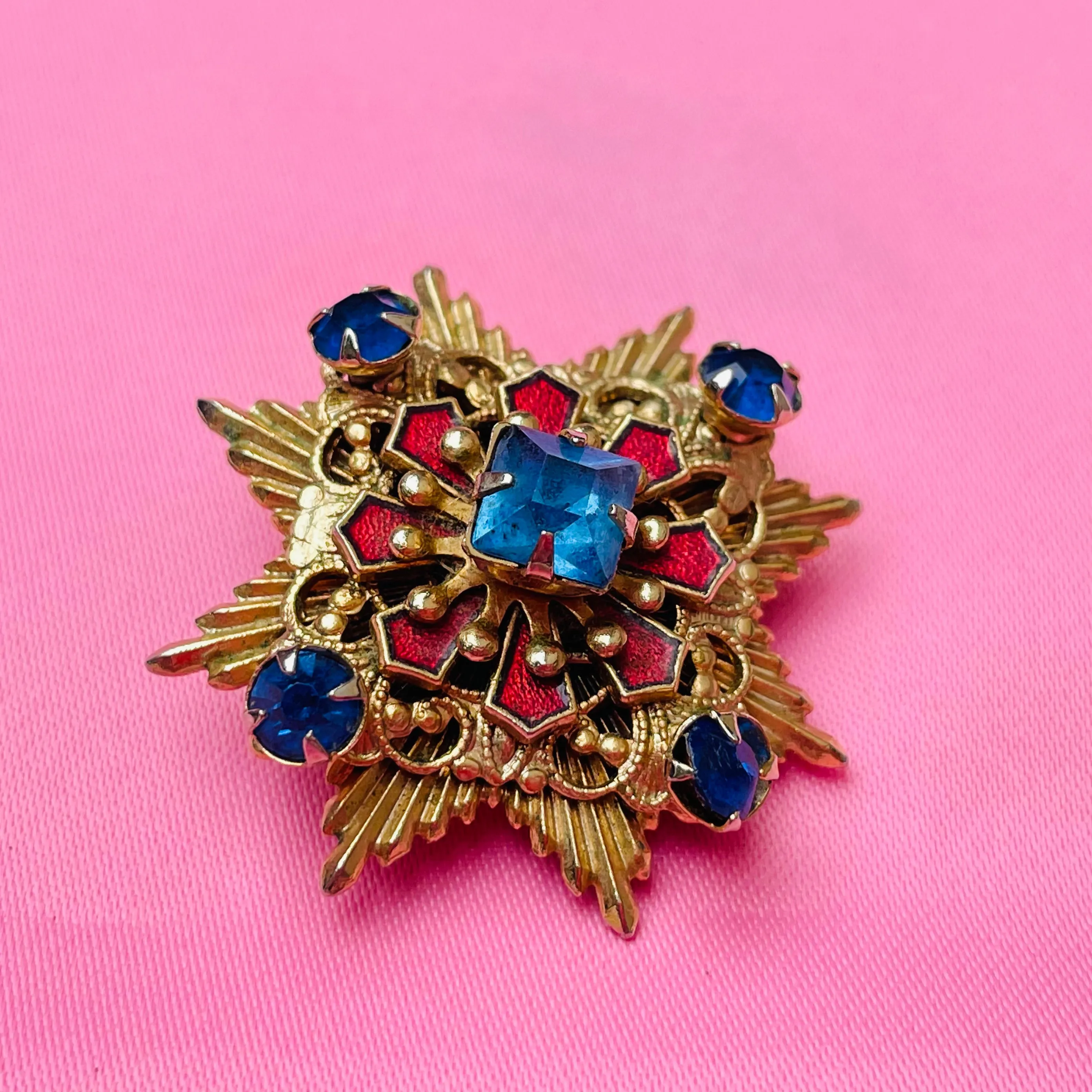 Antique Ornate Gold Tone Metal Colorful Bue Red Rhinestone Star Crest Brooch Pin