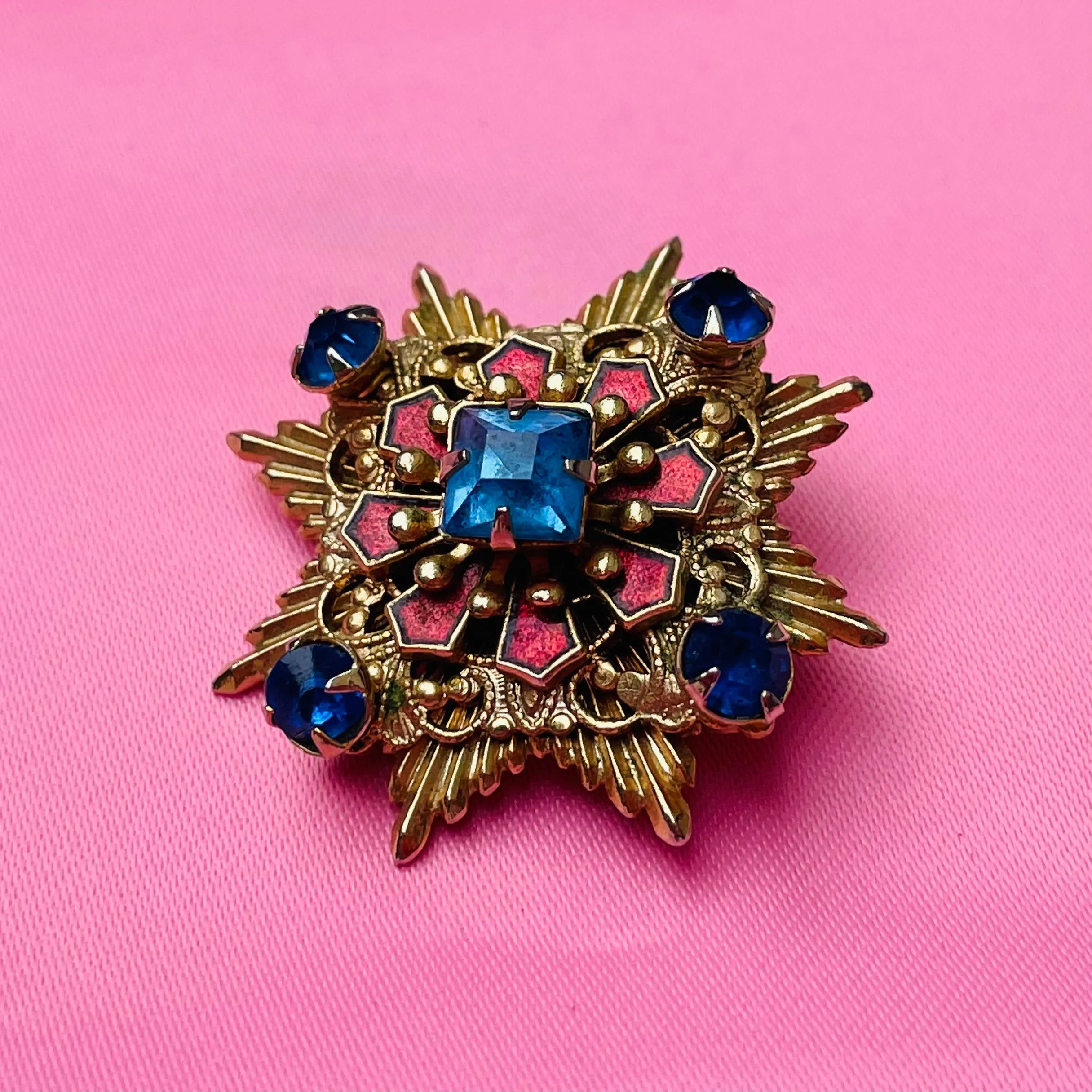 Antique Ornate Gold Tone Metal Colorful Bue Red Rhinestone Star Crest Brooch Pin