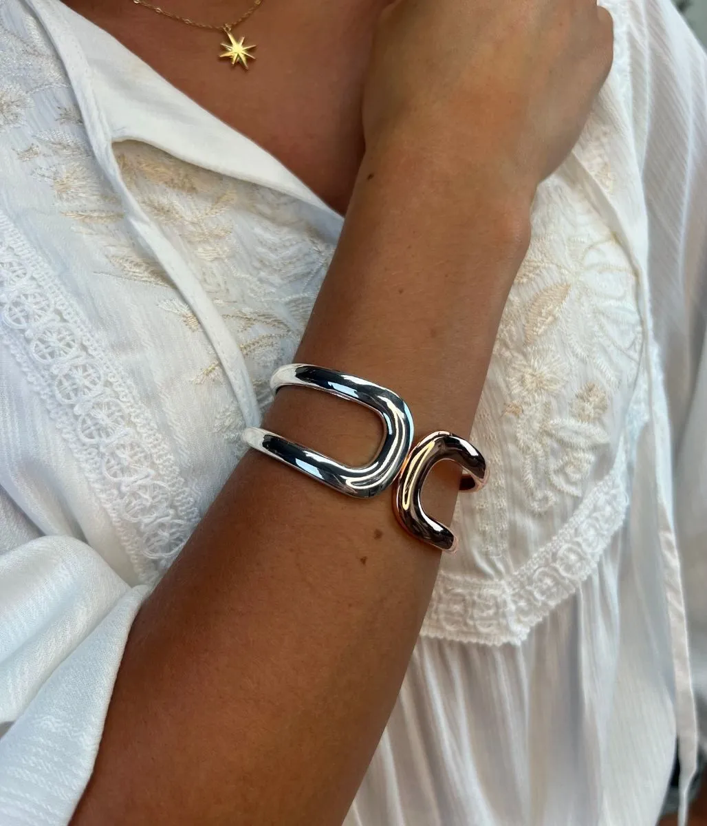 Contrast Chunky Hinged Bracelet