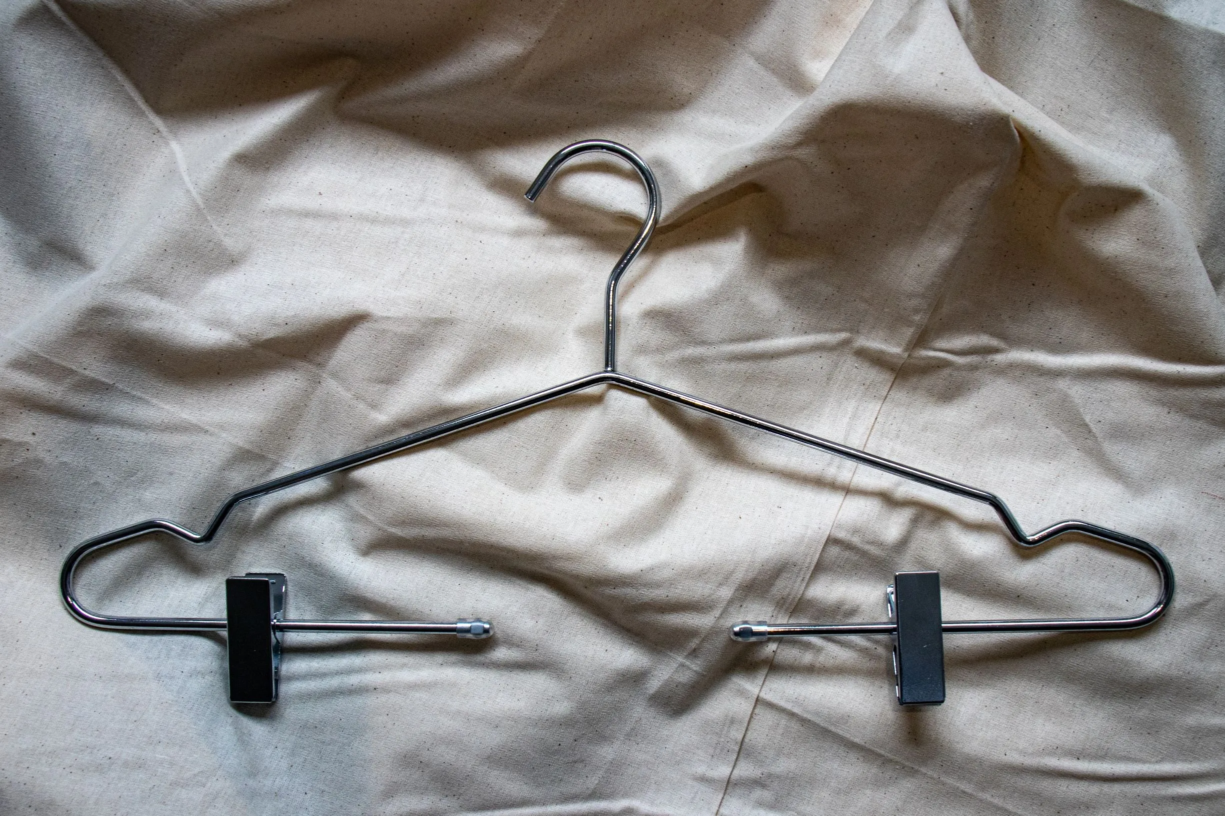 Hanger Top / Clip Metal with Notches & Clips