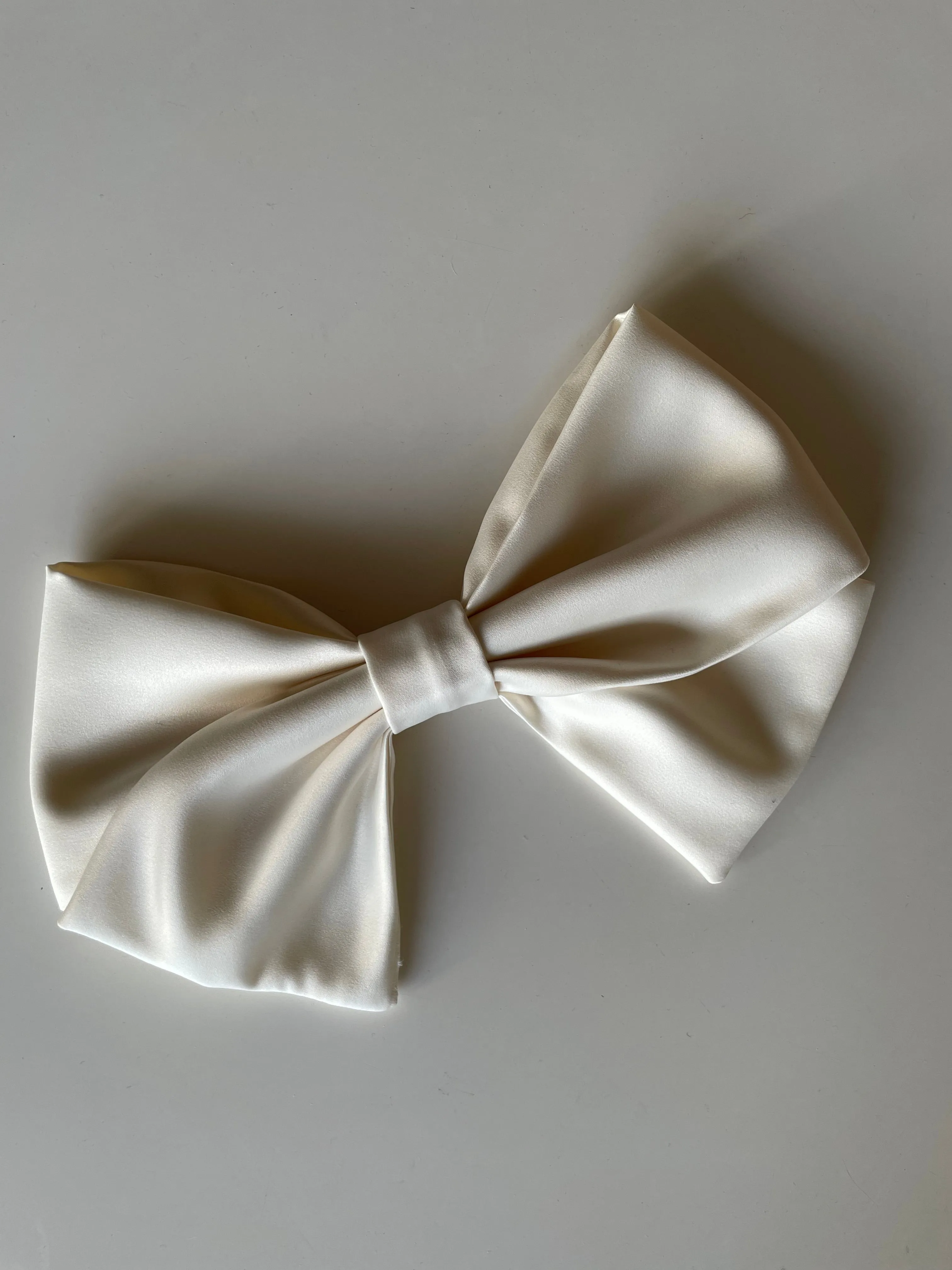 Mega Hair Bow