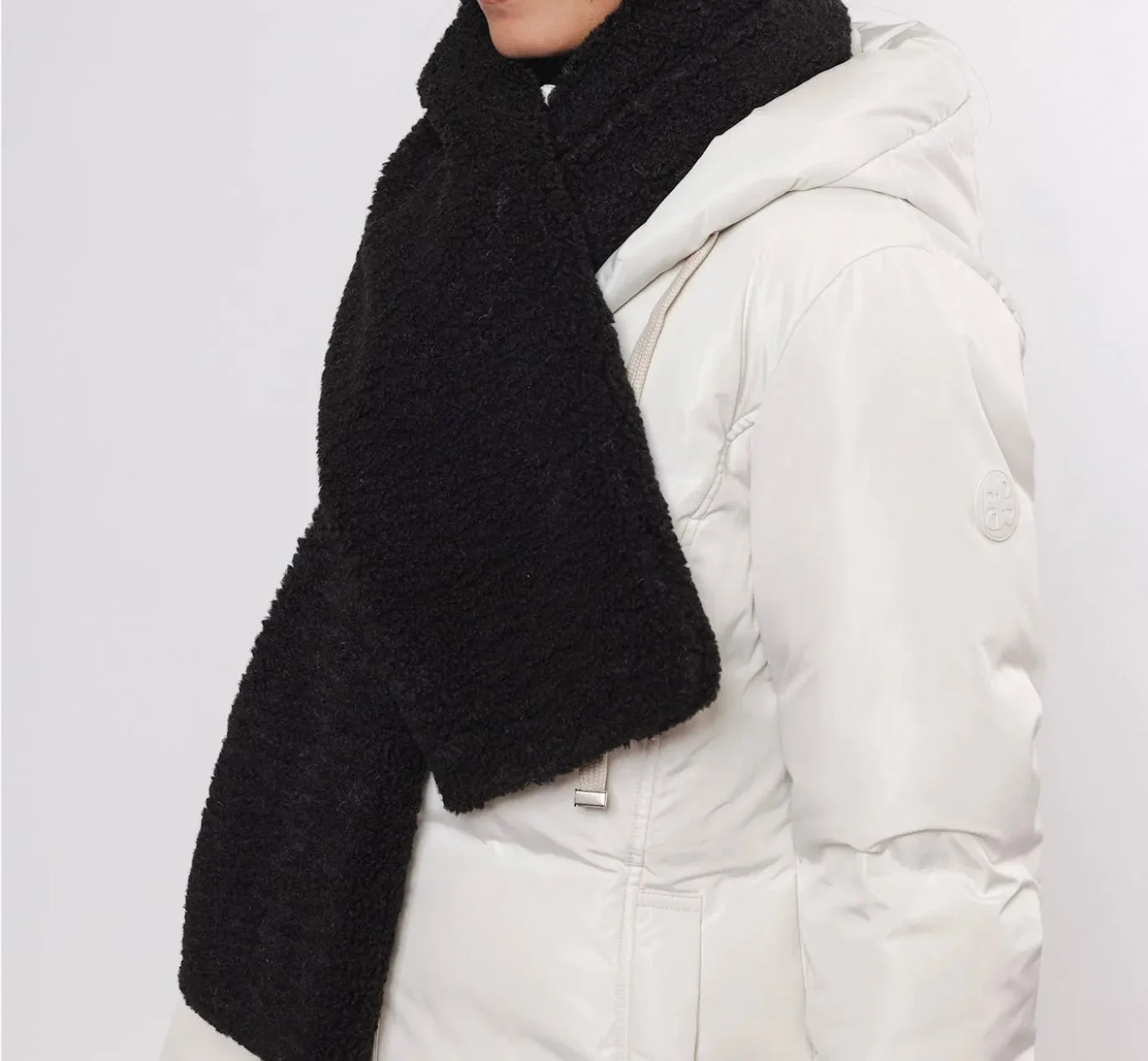 Rino and Pelle Black Asho Teddy Scarf